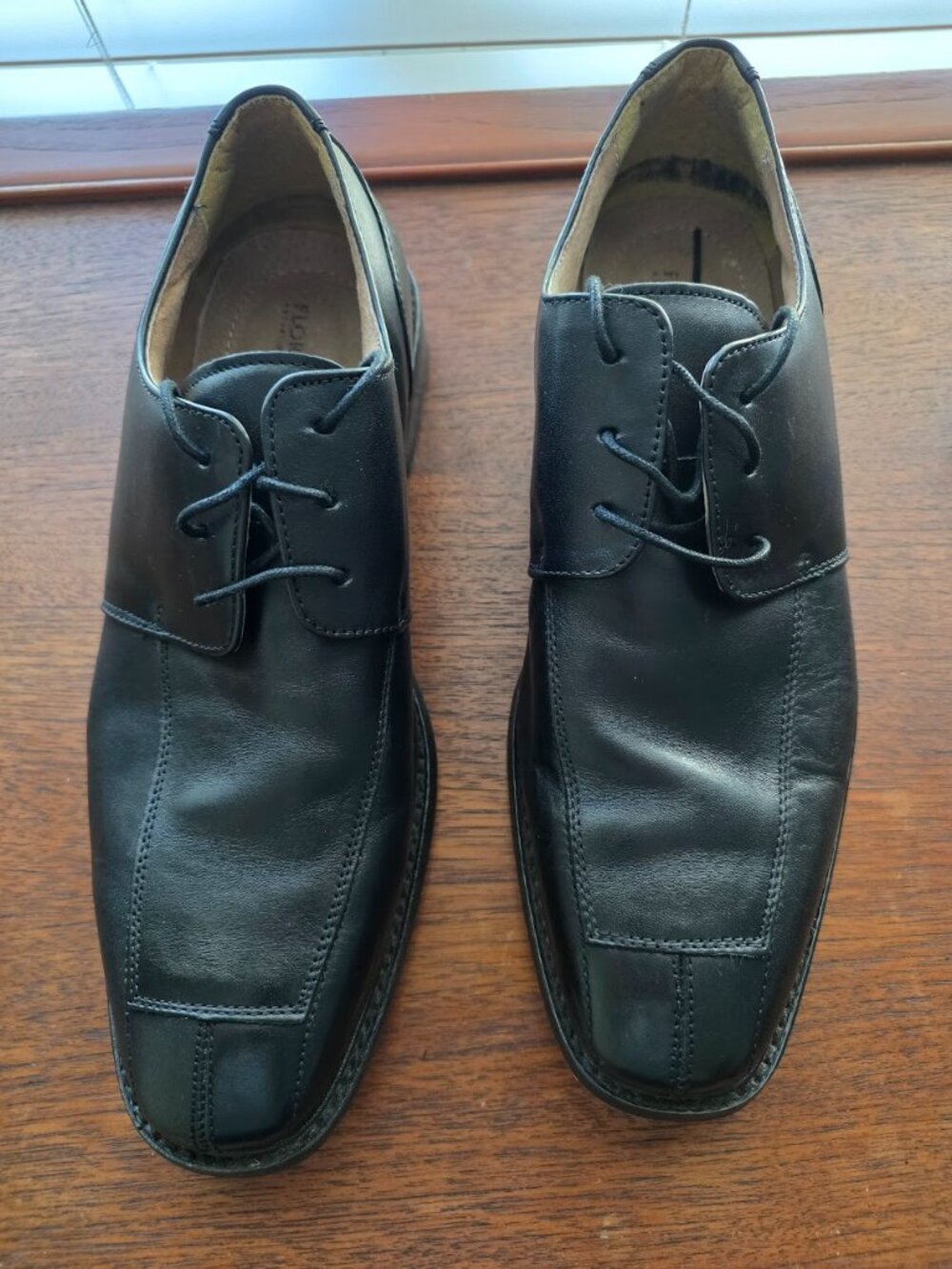 FlorSheim dress shoes